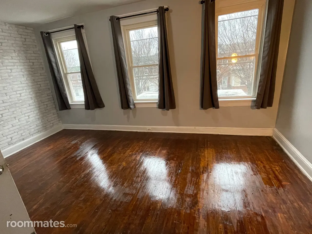 Profile photo 3 of 10