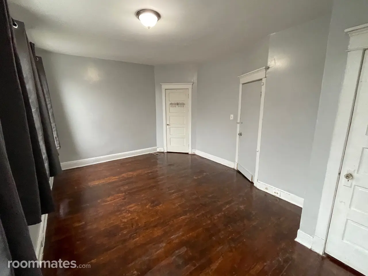 Profile photo 4 of 10