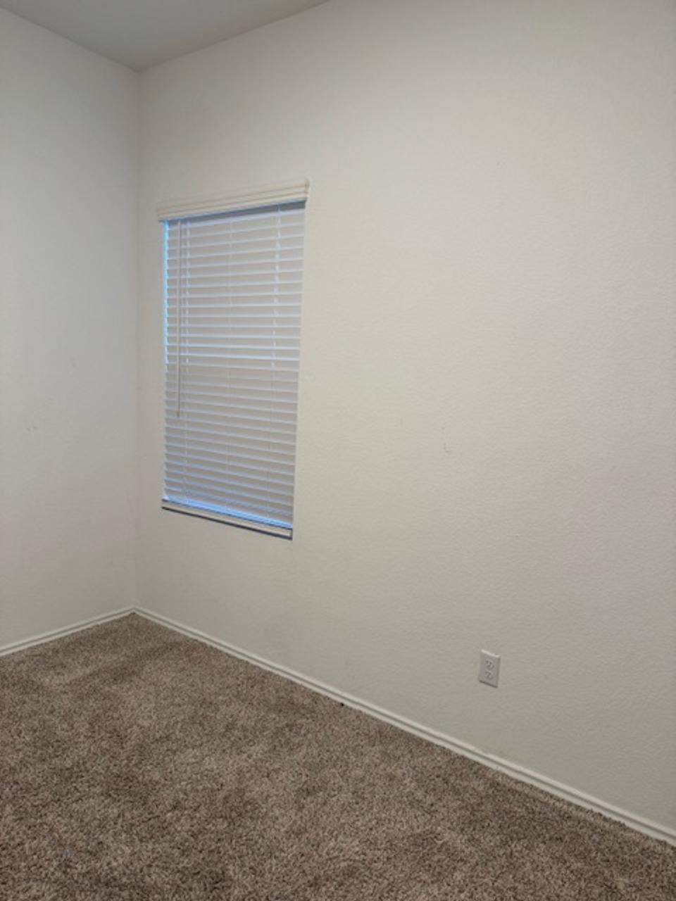 Profile photo 7 of 9