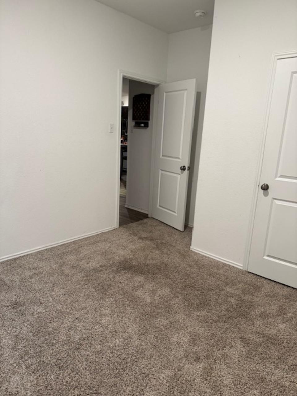 Profile photo 1 of 9