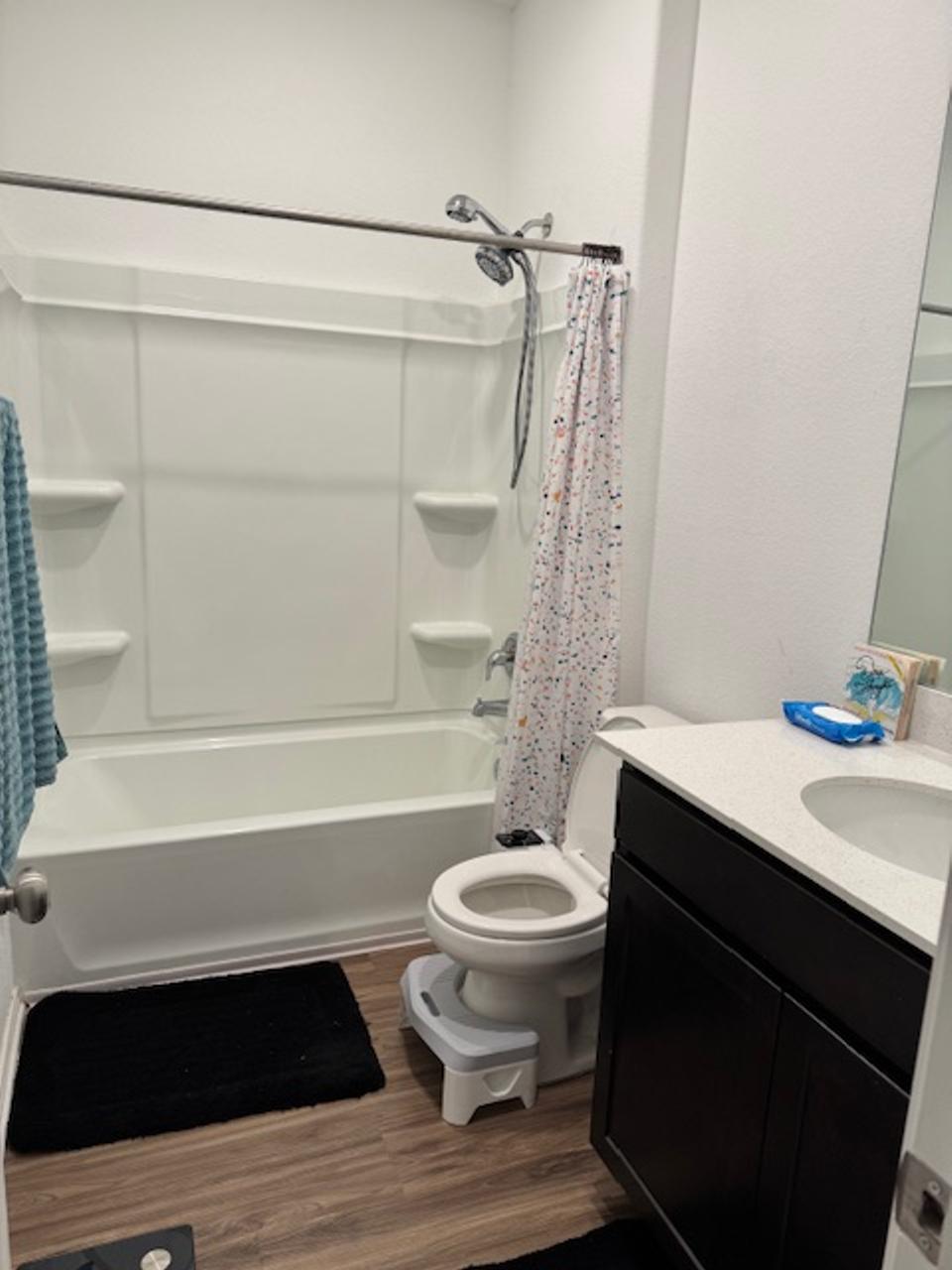 Profile photo 2 of 9