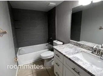 Room for rent in Cape Coral, FL $700, apartment