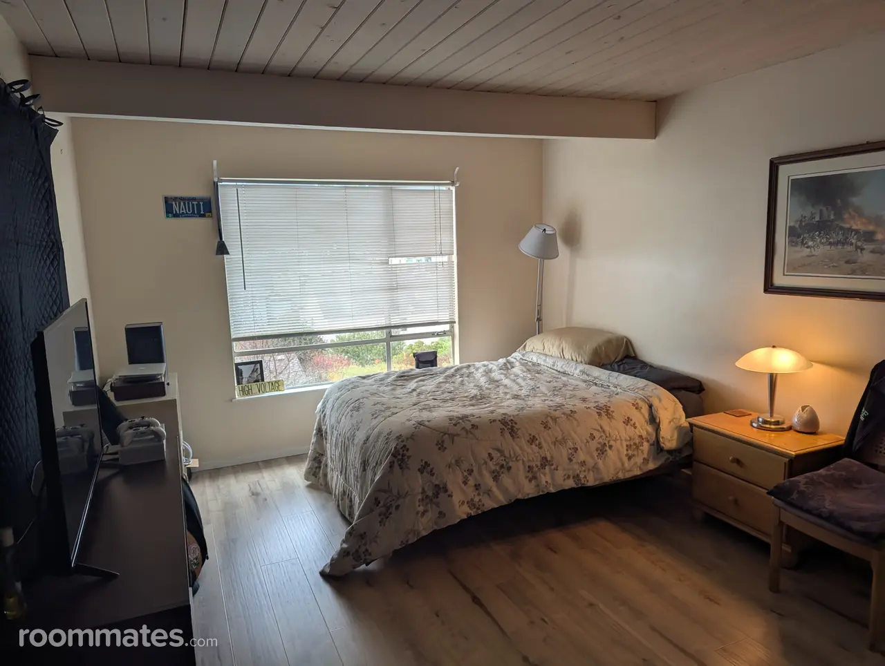 Profile photo 3 of 10