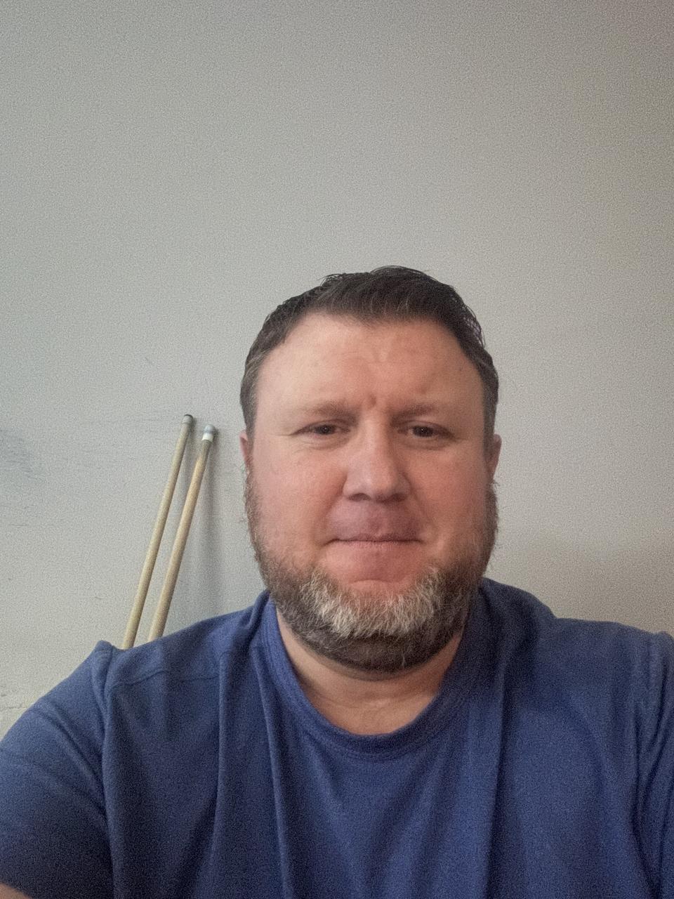 Profile photo 6 of 6