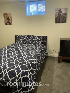Room for rent in Baltimore, MD $950, house