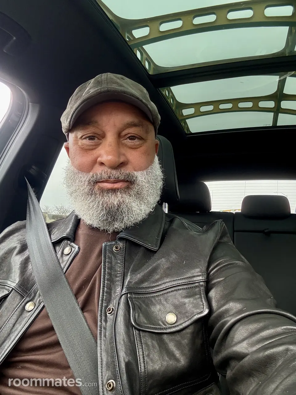 Profile photo 9 of 9