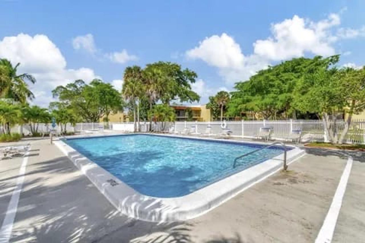 Profile photo 8 of 9