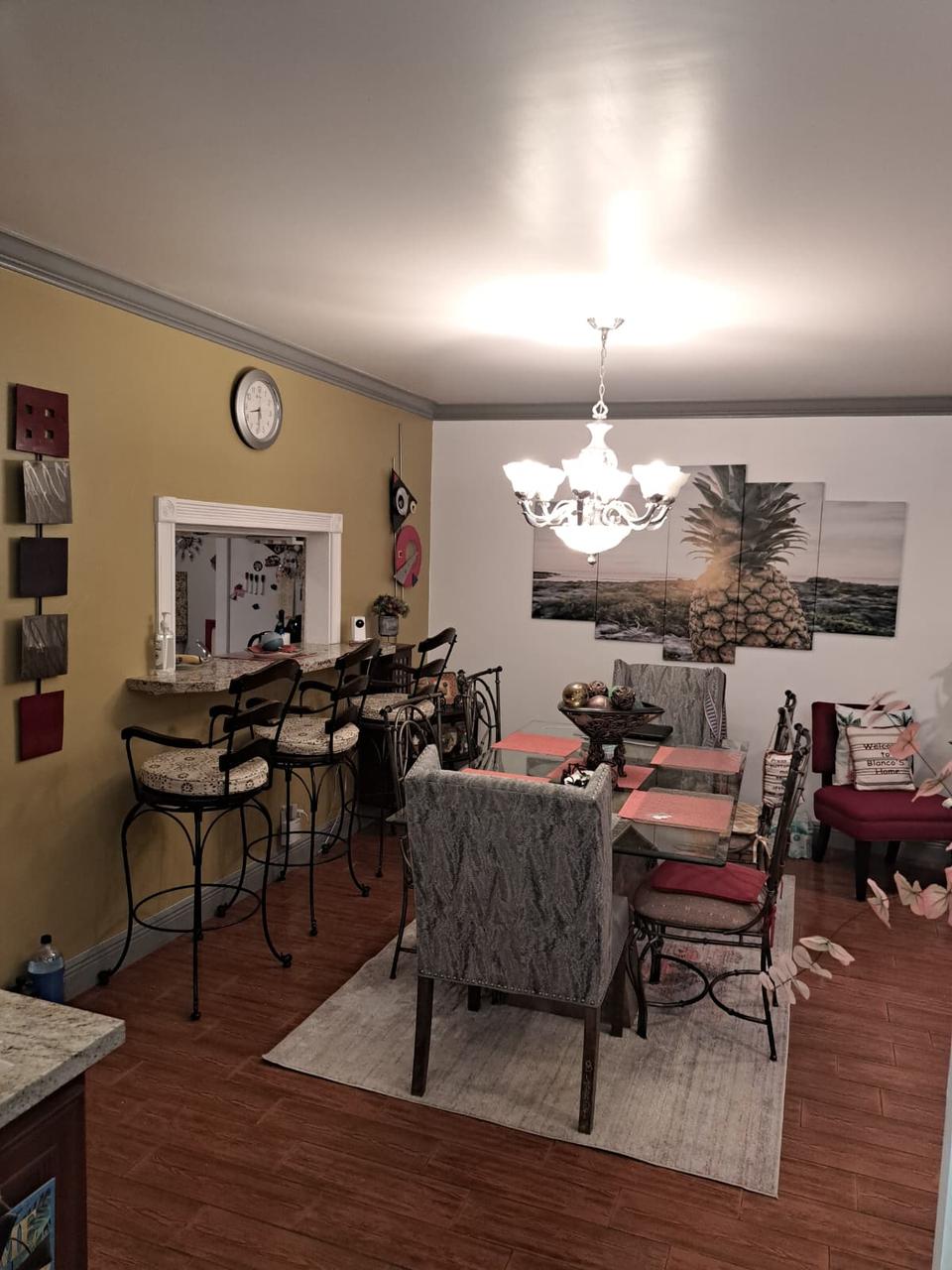 Profile photo 7 of 9