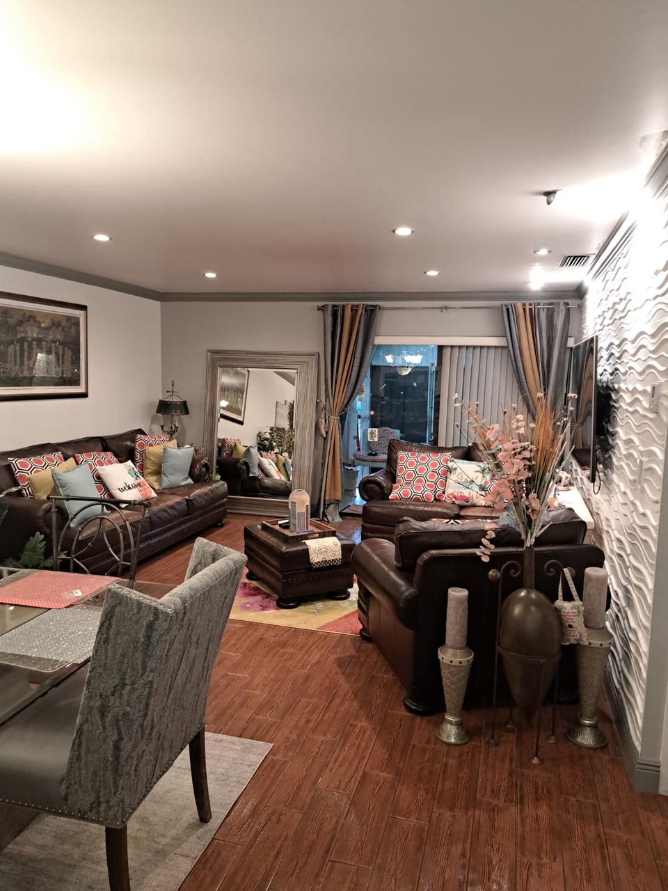 Profile photo 6 of 9