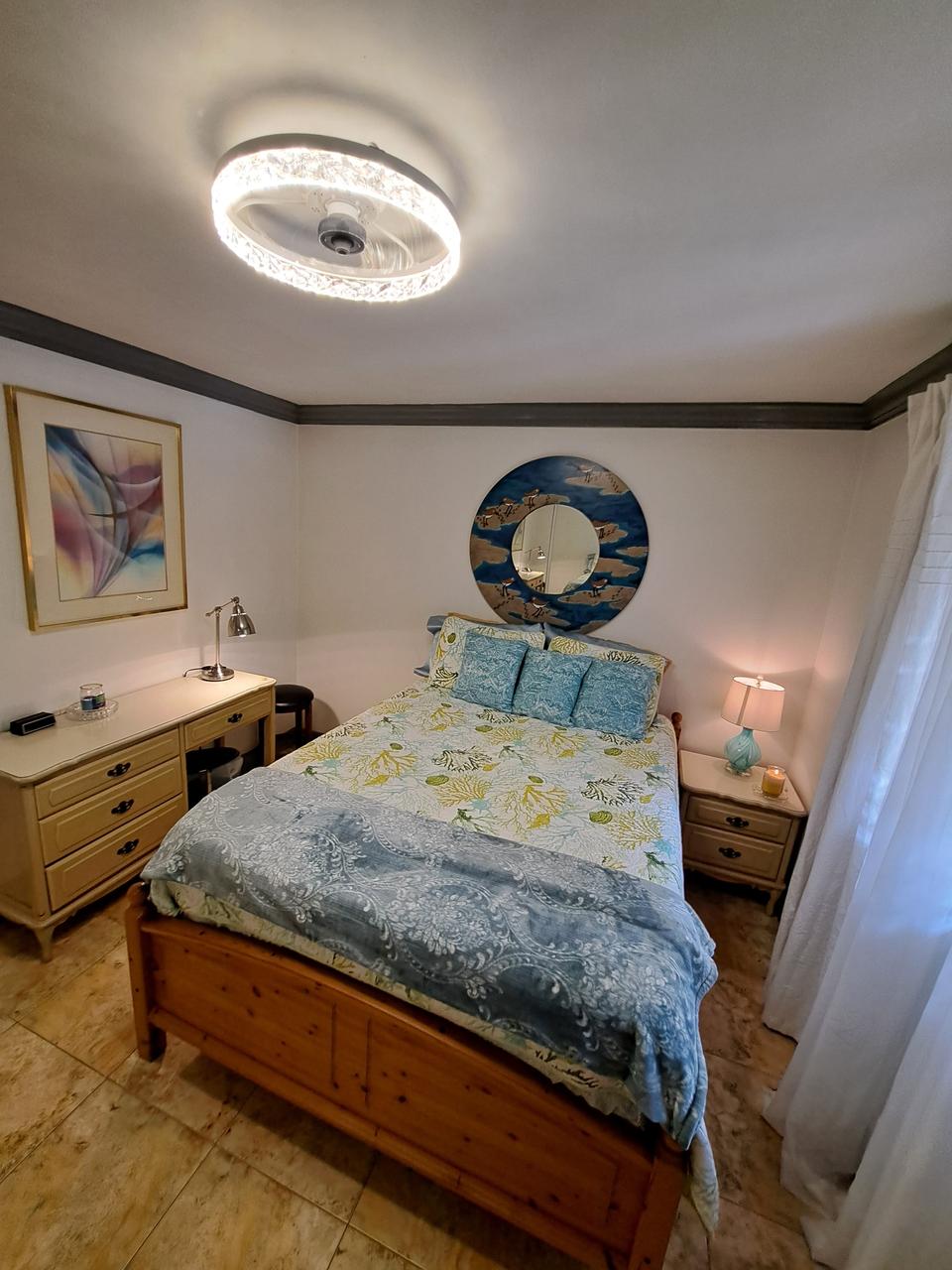 Profile photo 1 of 9