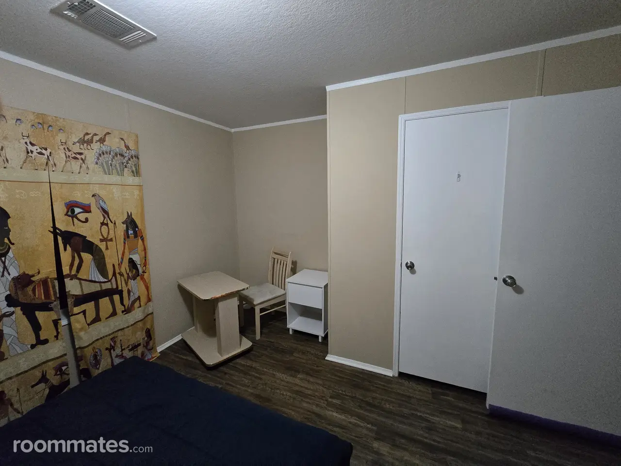 Profile photo 3 of 10