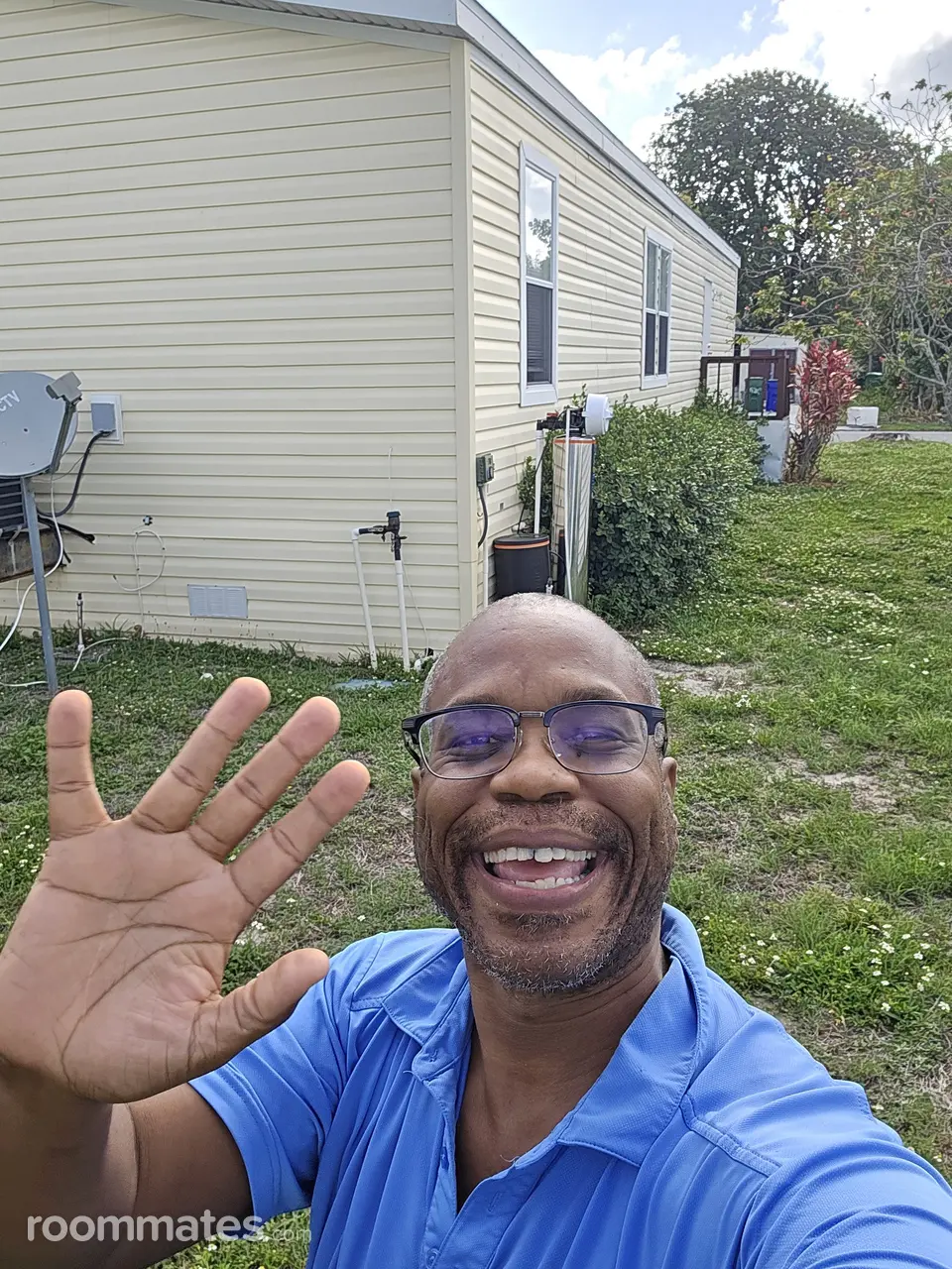 Profile photo 7 of 10