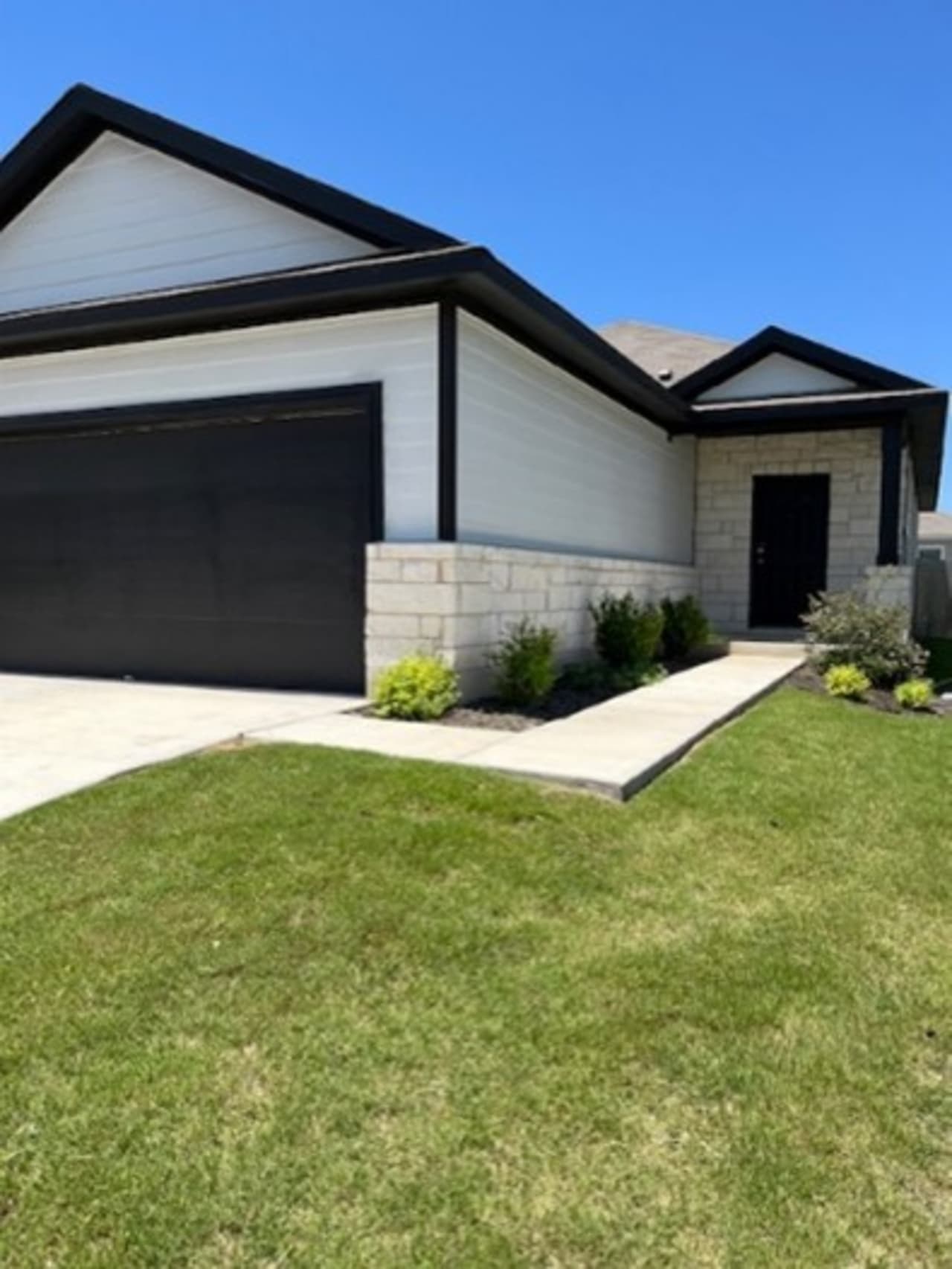 Profile photo 2 of 7