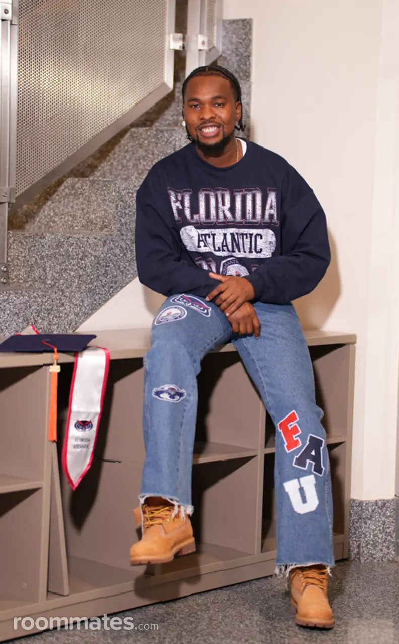 Profile photo 15 of 16