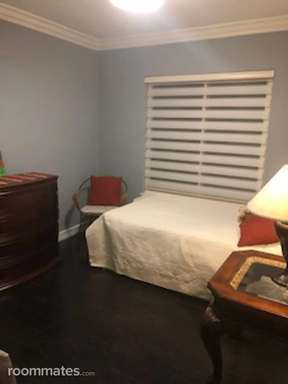 Profile photo 3 of 8