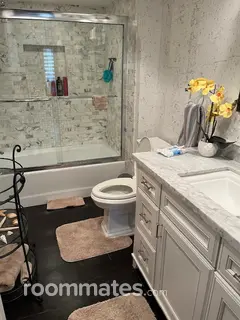 Room for rent in Laguna Hills, CA $1150, house