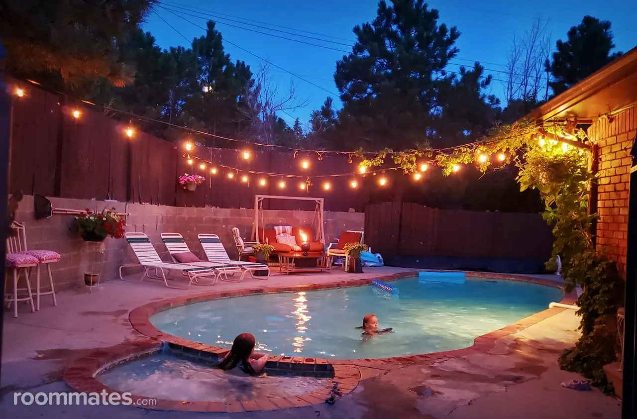 Profile photo 4 of 13