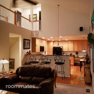 Room for rent in Colorado Springs, CO $750, house