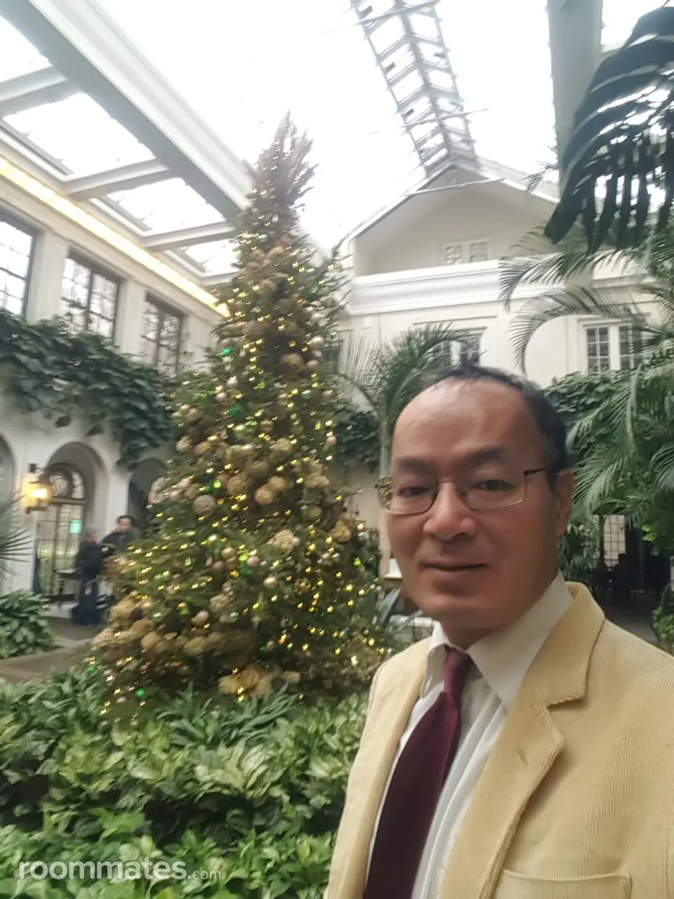 Profile photo 10 of 16