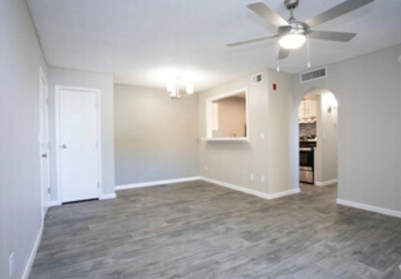 Profile photo 5 of 10