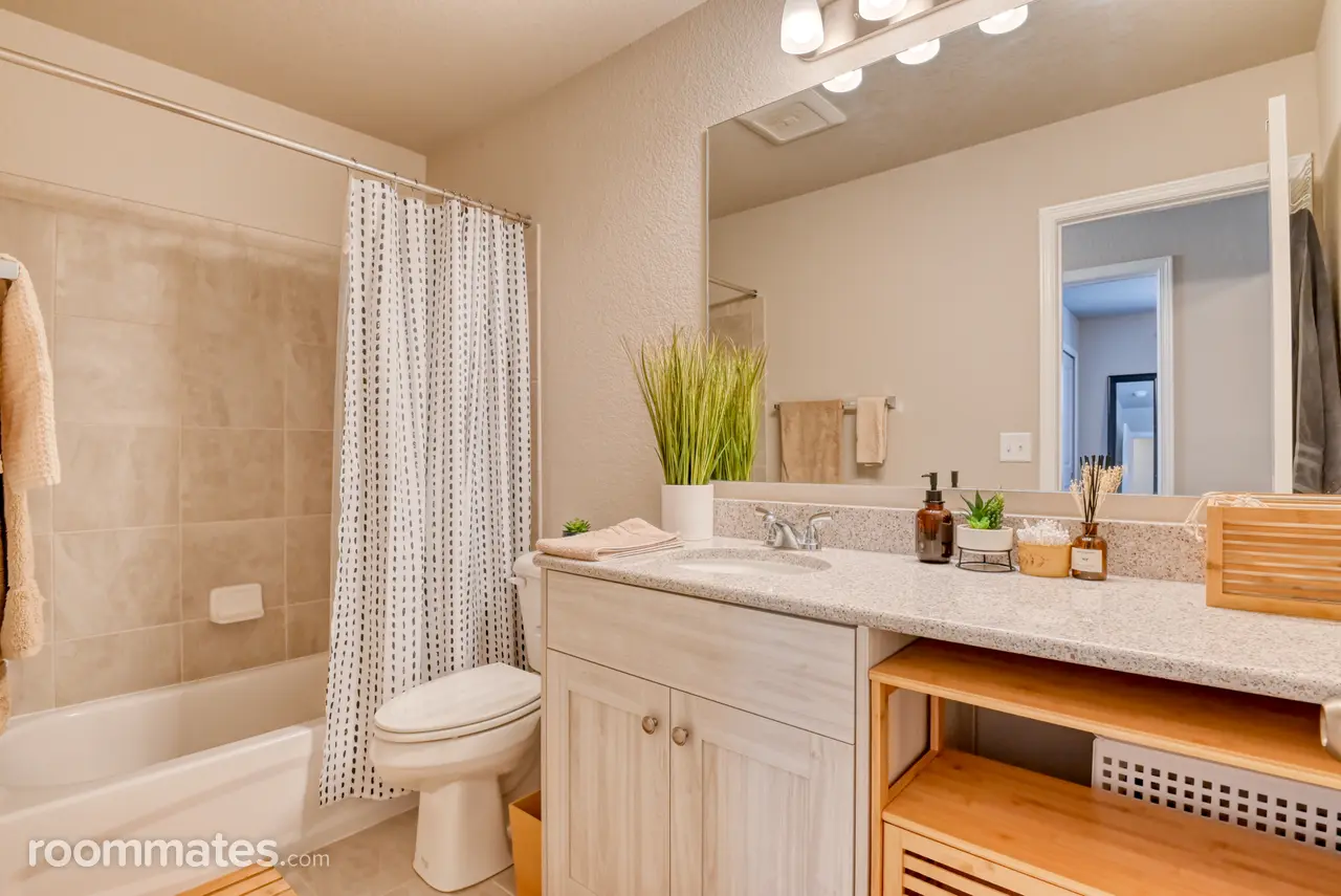 Profile photo 2 of 11