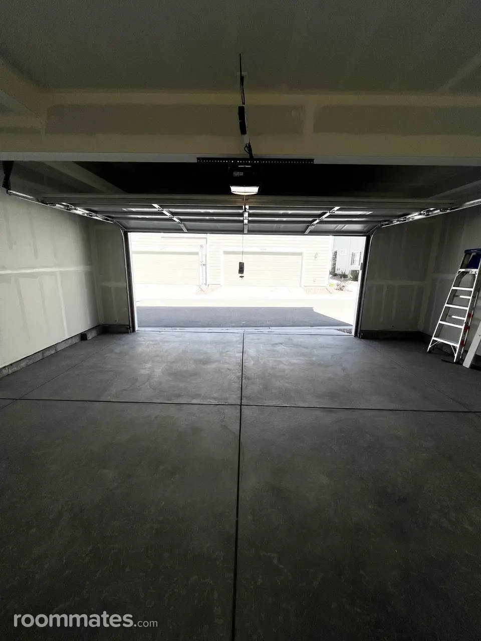 Profile photo 7 of 11