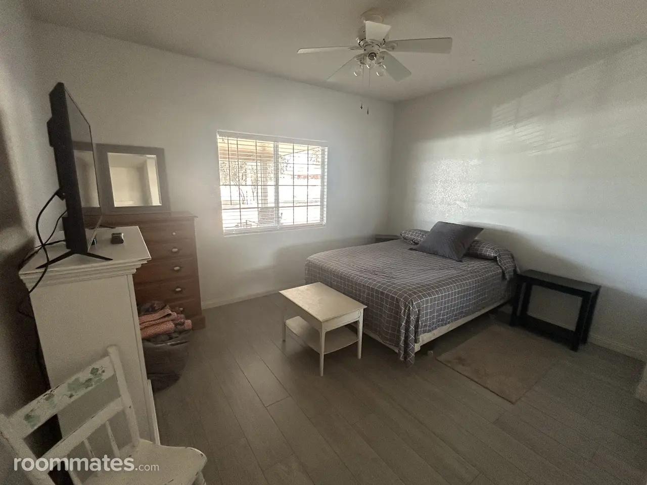 Profile photo 4 of 7