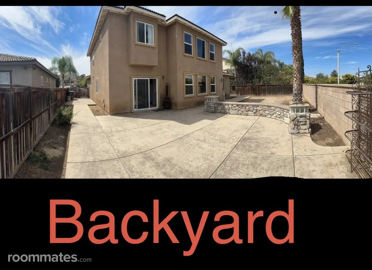 Profile photo 6 of 9