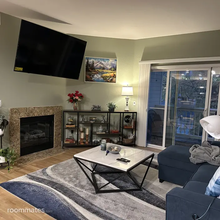 Room for rent in Denver, CO $1000, condo