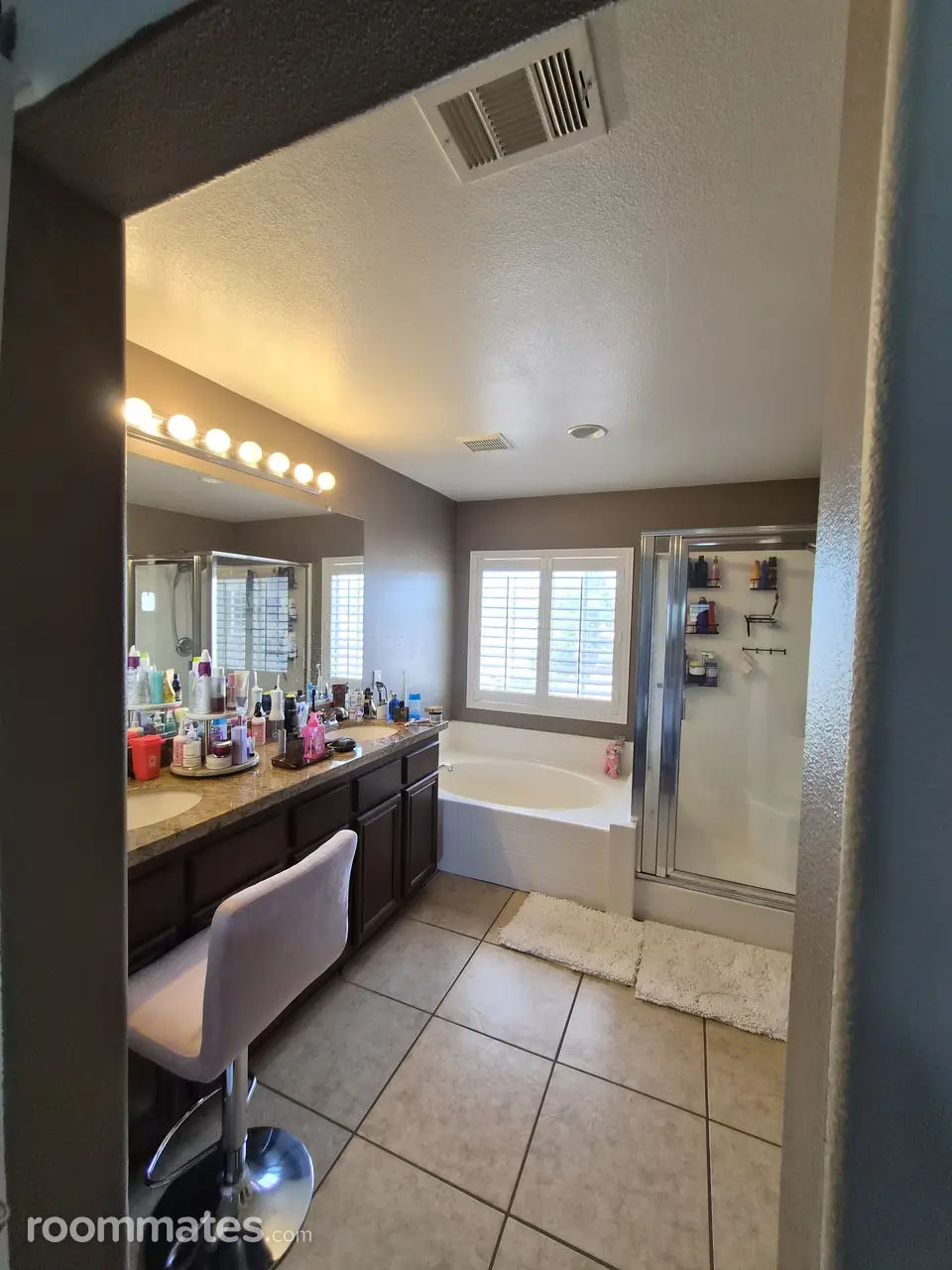 Profile photo 5 of 18