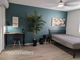 Room for rent in Phoenix, AZ $650, house