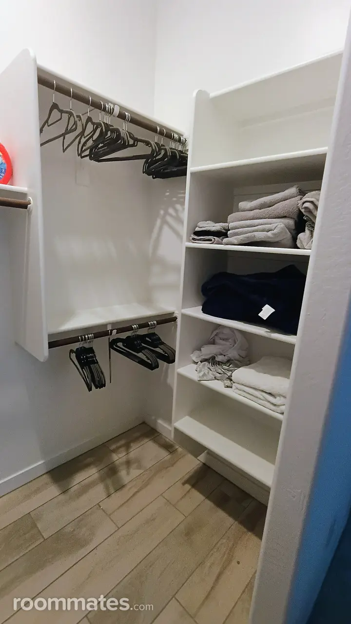 Profile photo 8 of 11