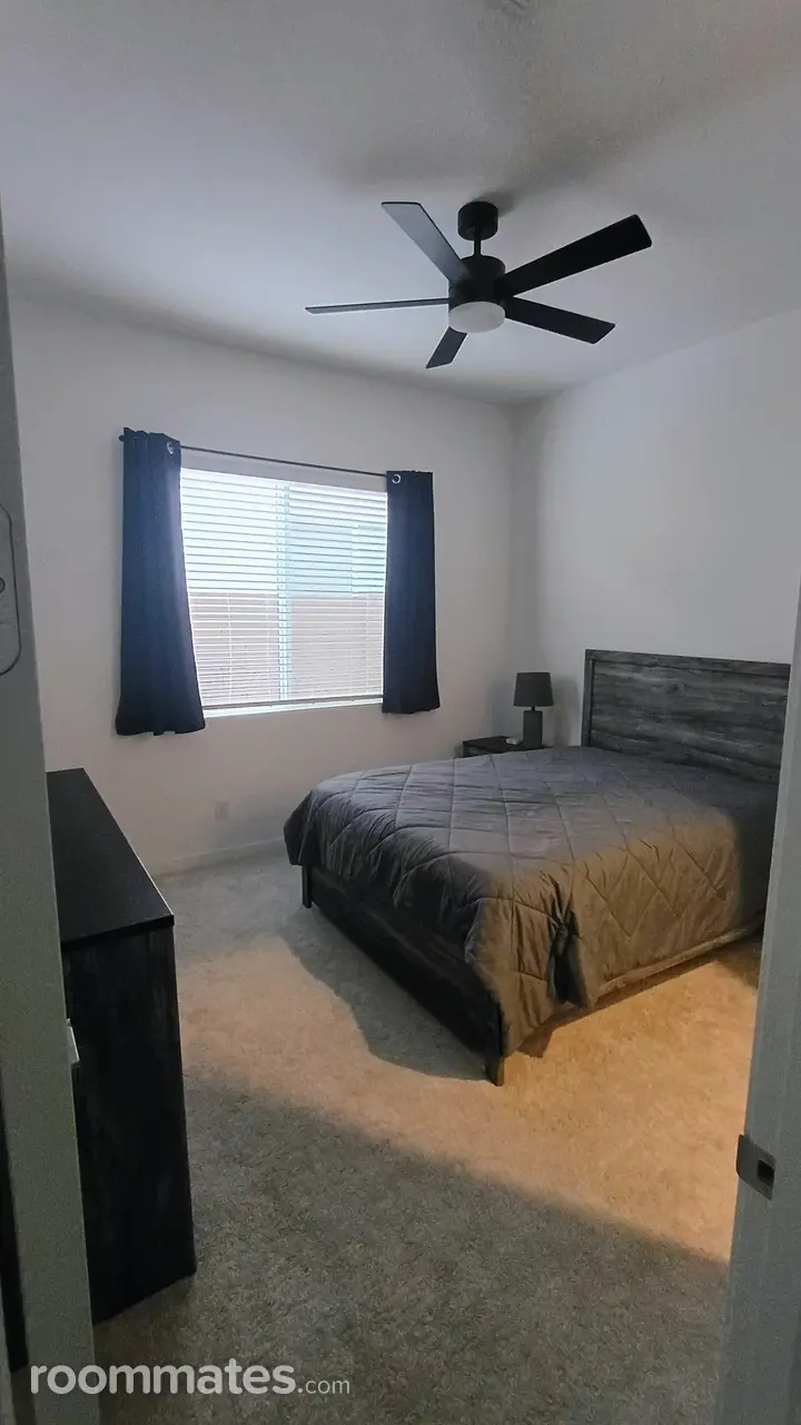 Profile photo 4 of 11