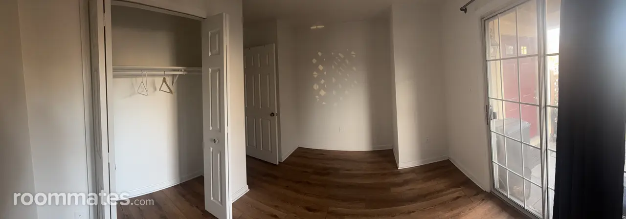 Profile photo 6 of 7