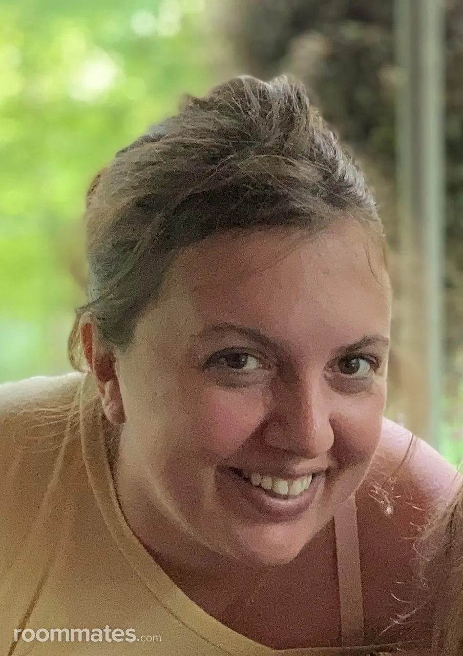 Profile photo 1 of 2