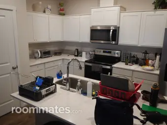 Room for rent in Vancouver, WA $900, townhouse