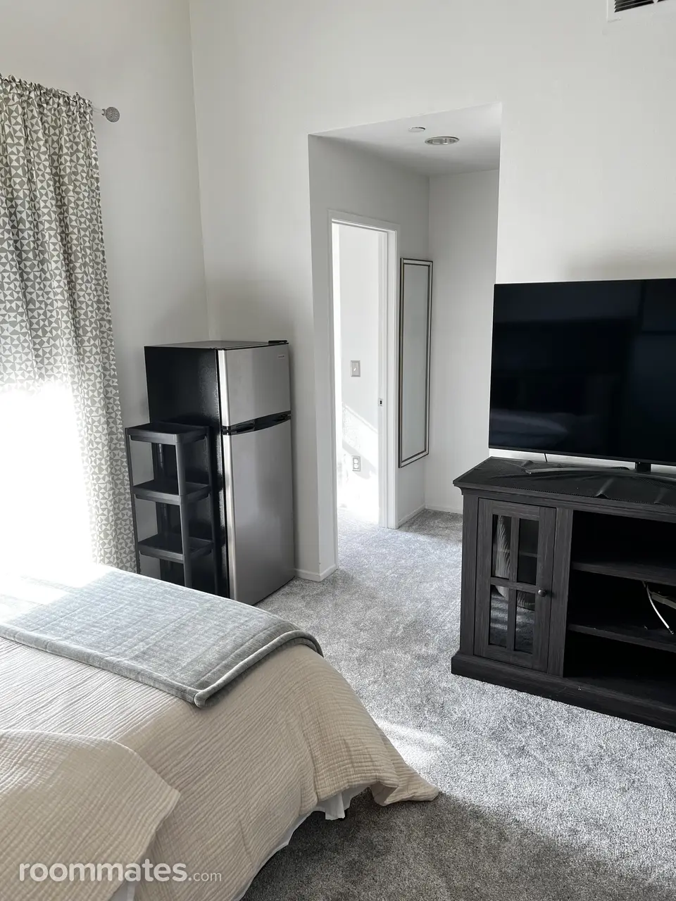 Profile photo 4 of 11