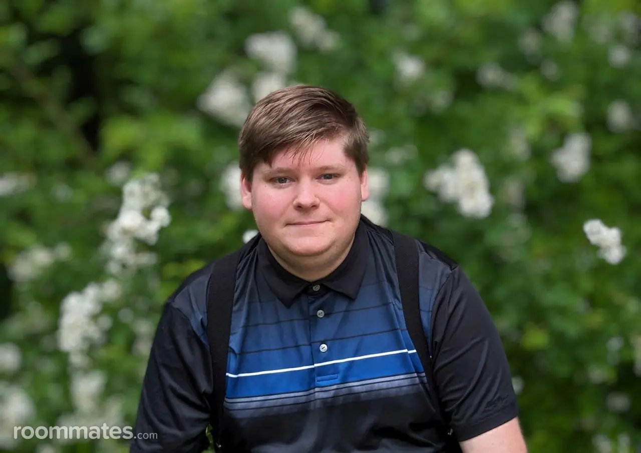 Profile photo 2 of 4