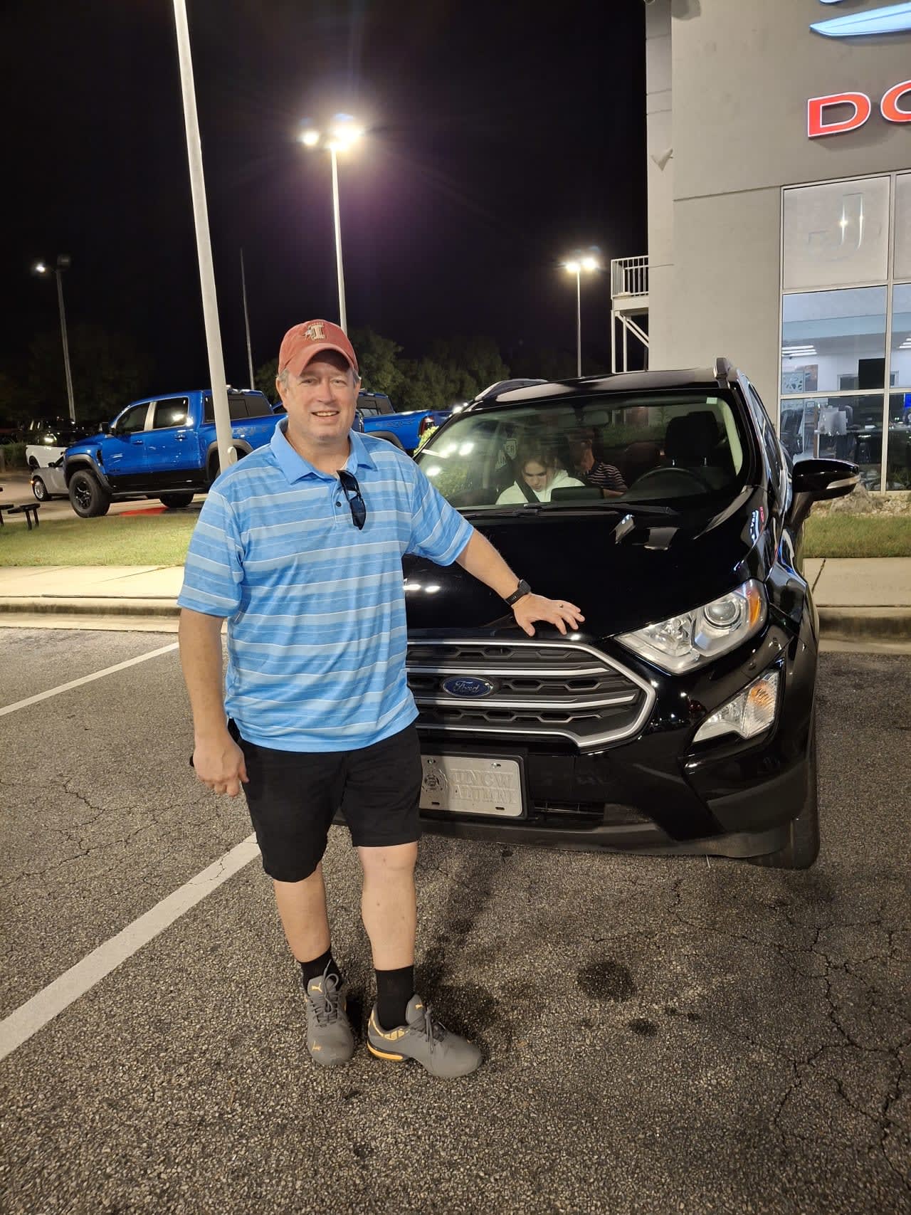 Profile photo 12 of 13