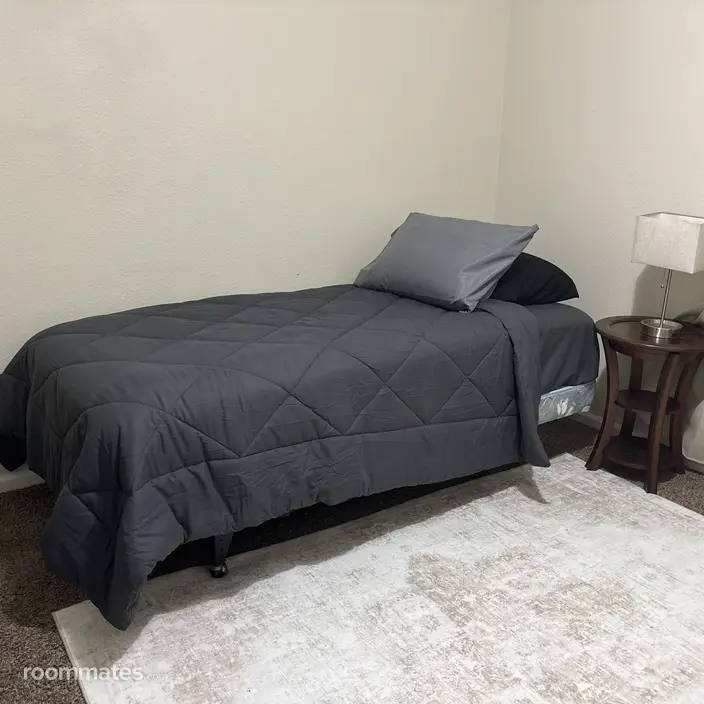 Room for rent in Green Cove Springs, FL $800, house