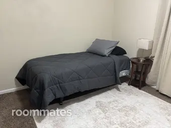 Room for rent in Green Cove Springs, FL $800, house