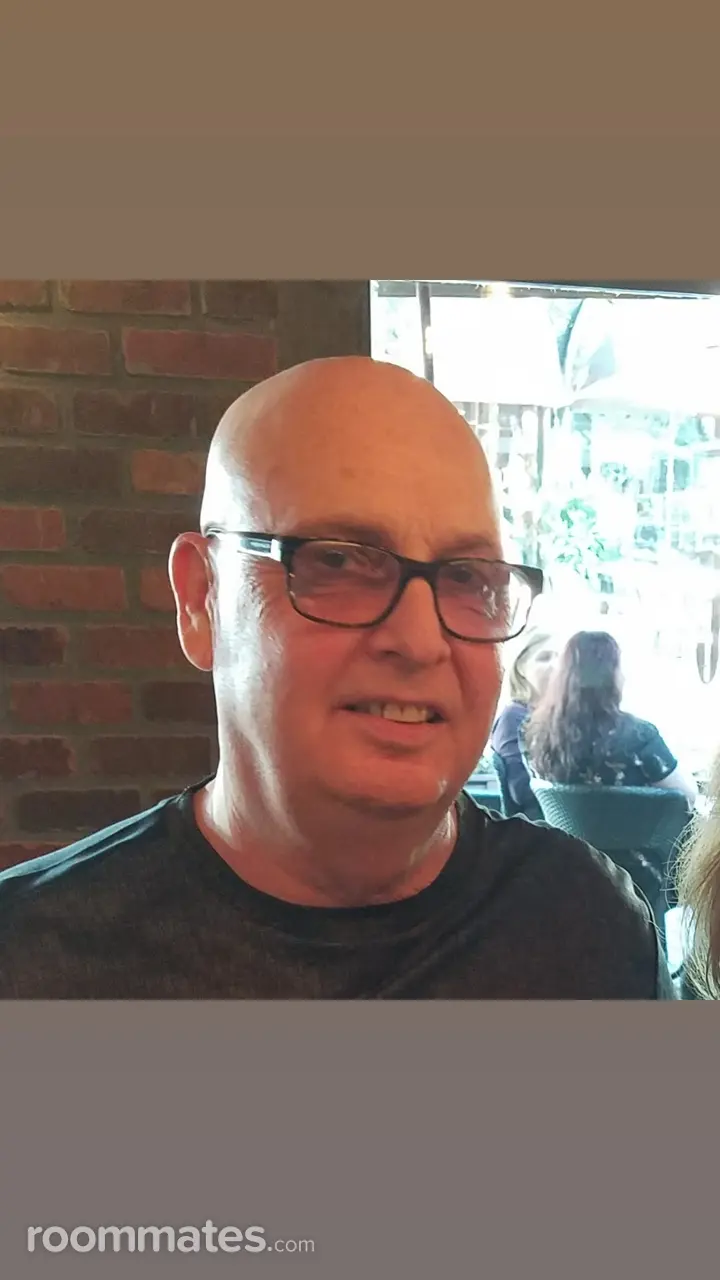 Profile photo 1 of 1