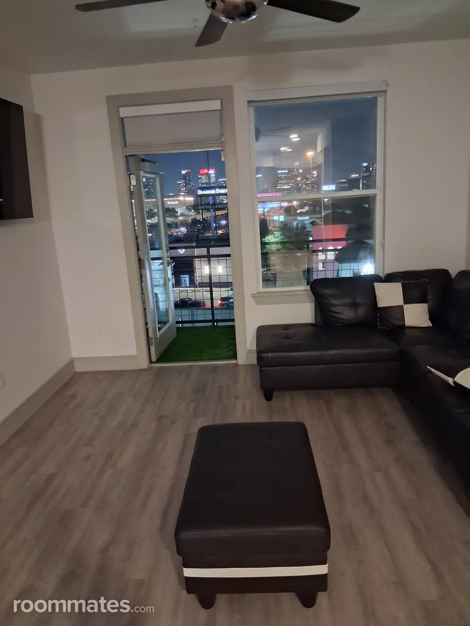 Profile photo 8 of 9