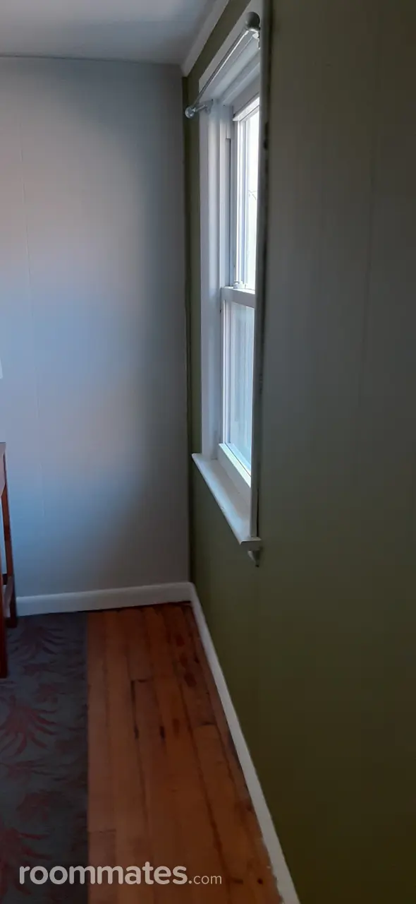 Profile photo 3 of 9