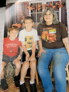 Roommate looking Hemet, CA, $800