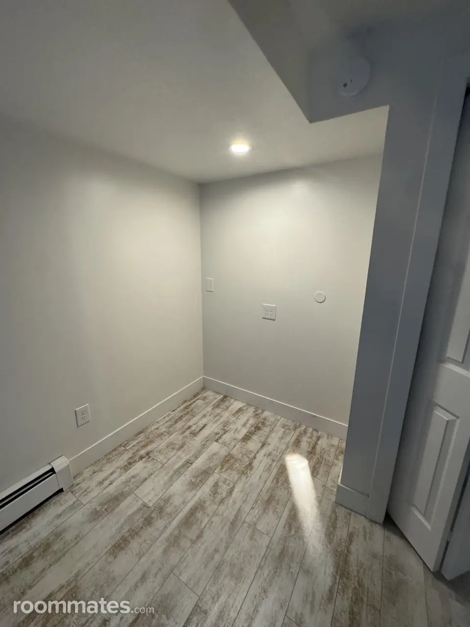 Profile photo 3 of 15