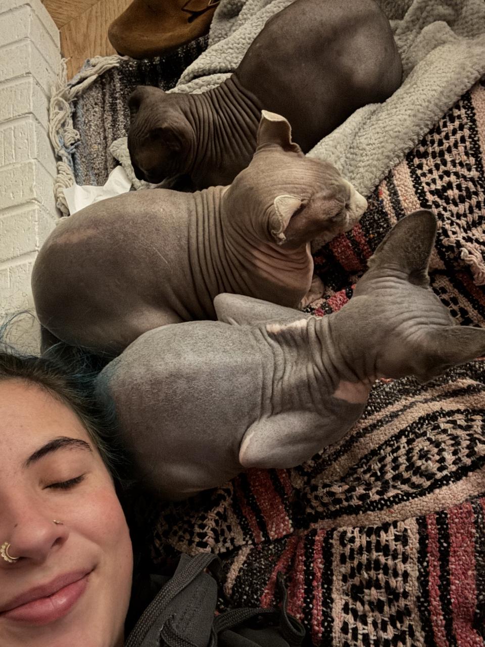 Profile photo 8 of 15