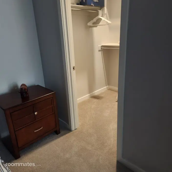 Room for rent in Waddell, AZ $1000, house