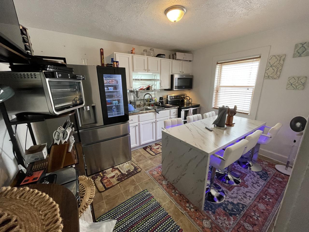 Profile photo 6 of 11