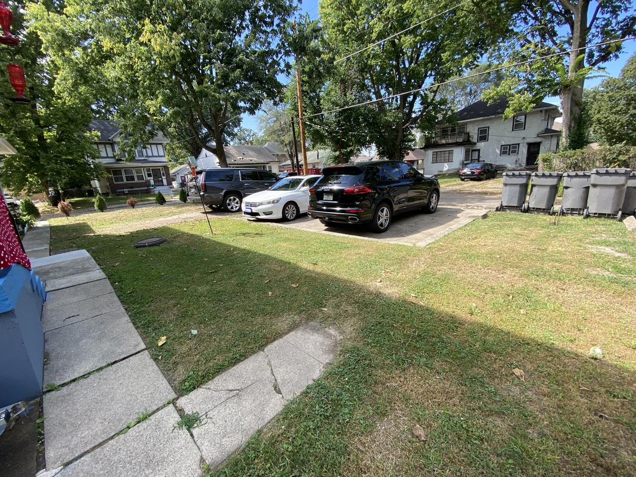 Profile photo 10 of 11